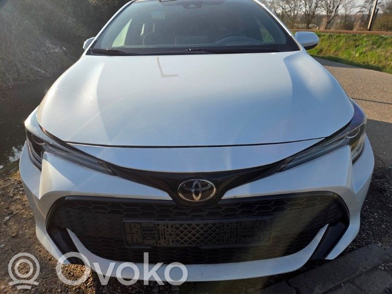 Toyota Corolla E210 E21 Priekio detalių komplektas 