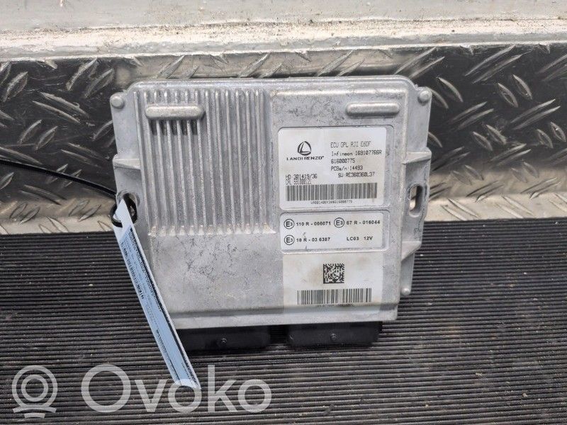 Dacia Sandero III Engine control unit/module 