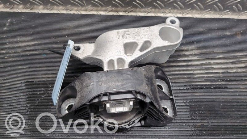 Dacia Jogger Engine mount bracket 