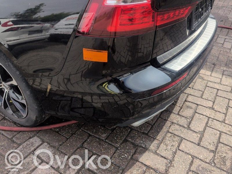 Volvo V60 Zderzak tylny 