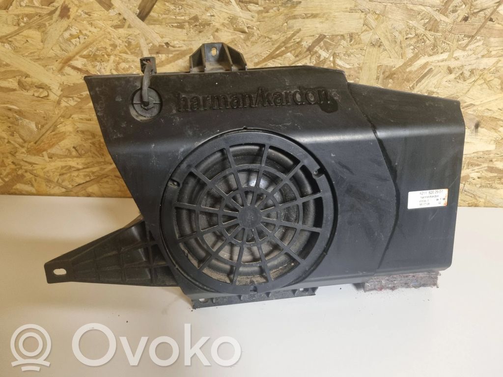 Mercedes-Benz E W211 Altavoz subwoofer 