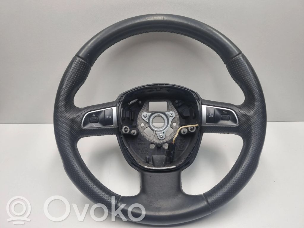 Audi A3 S3 8P Ohjauspyörä 