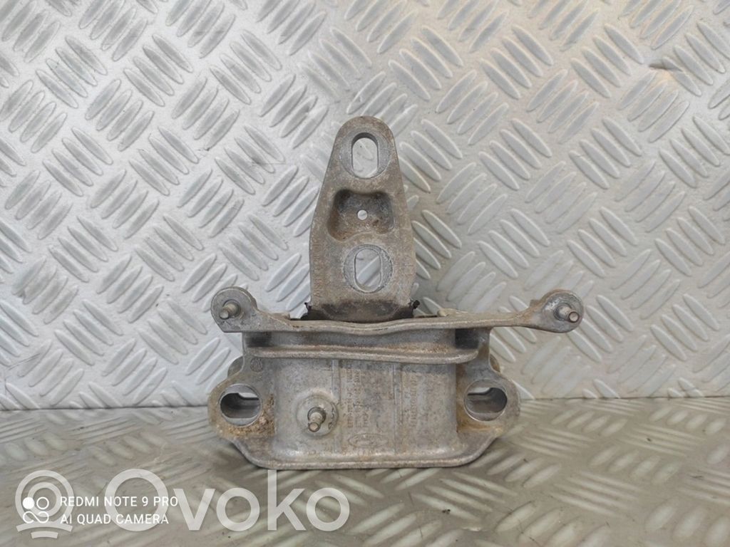 Ford Transit Custom Engine mount bracket 