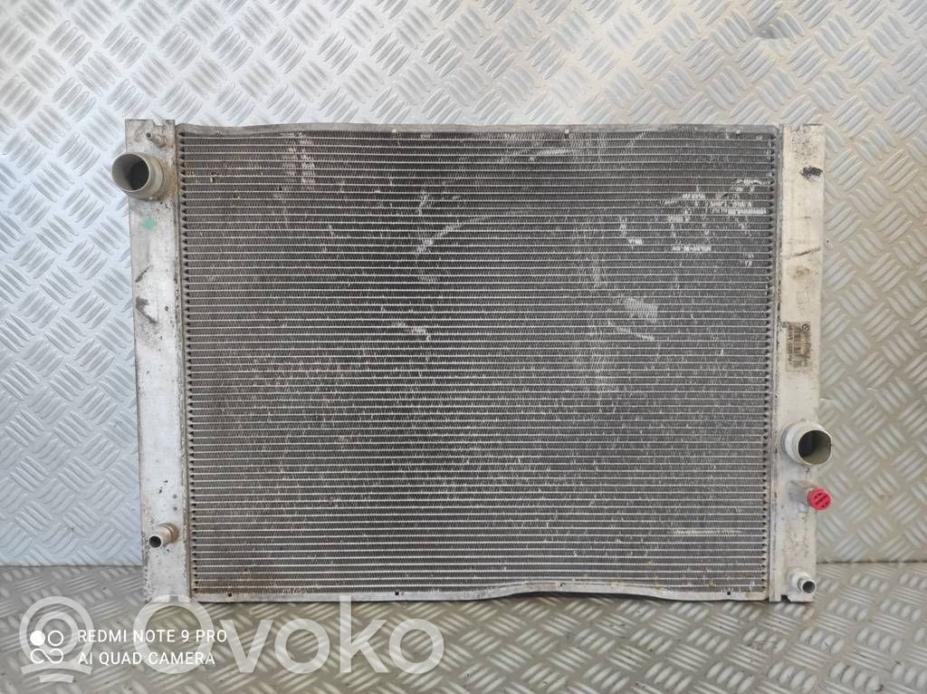 Aušinimo skysčio radiatorius   1711754,D8954003