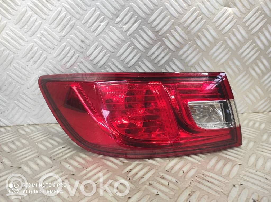 Renault Clio IV Rear/tail lights 