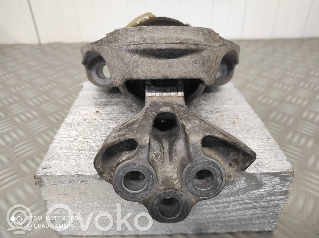 Ford Transit Courier Engine mount bracket 