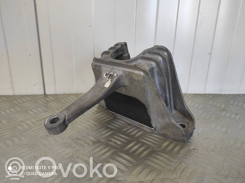 Engine mount bracket   21810