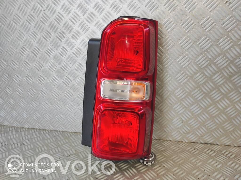 Peugeot Expert Rear/tail lights 
