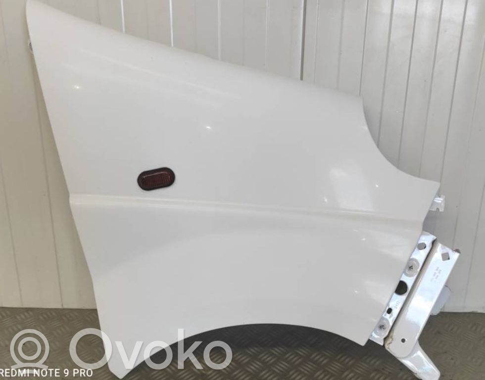 Opel Vivaro Parafango 