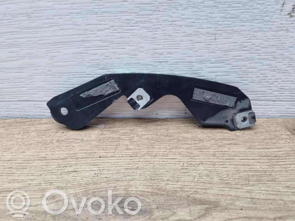 BMW i3 Front bumper mounting bracket 
