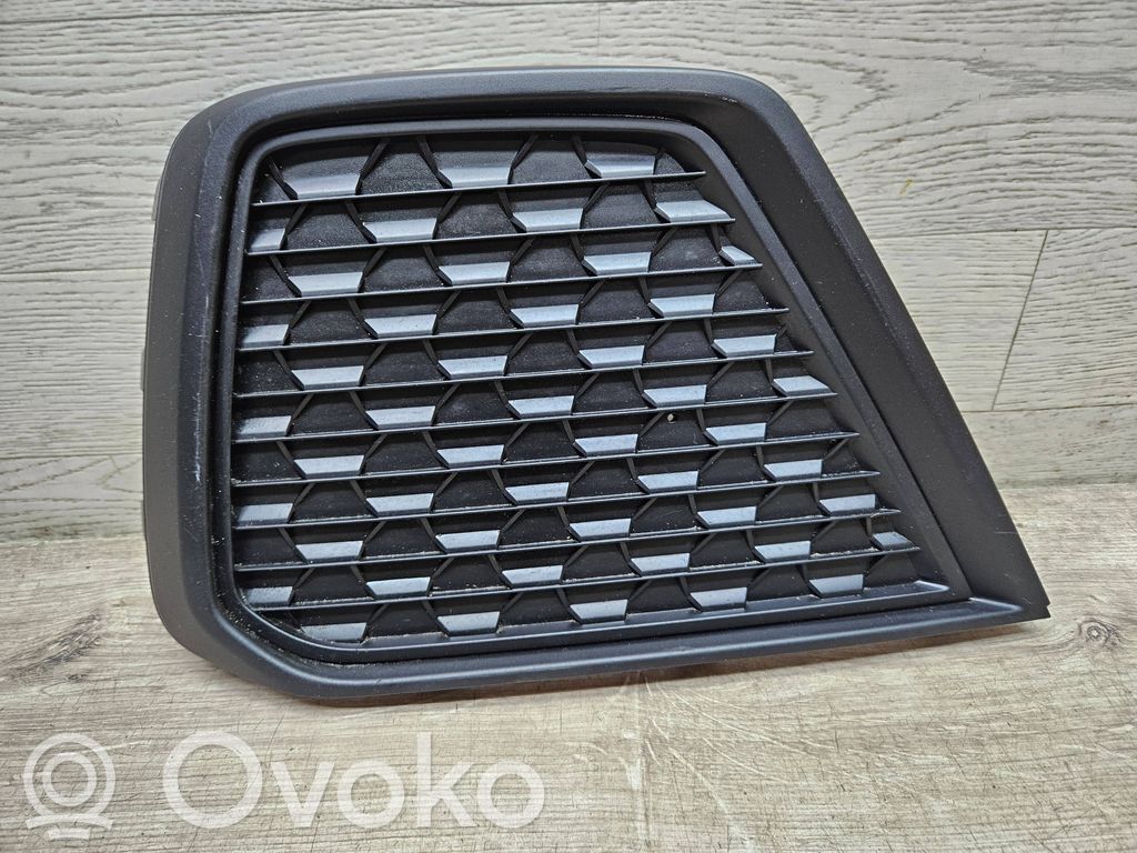 Audi A1 Front bumper lower grill 