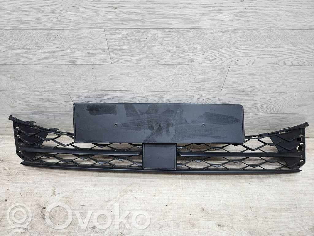 Seat Leon IV Front bumper lower grill 