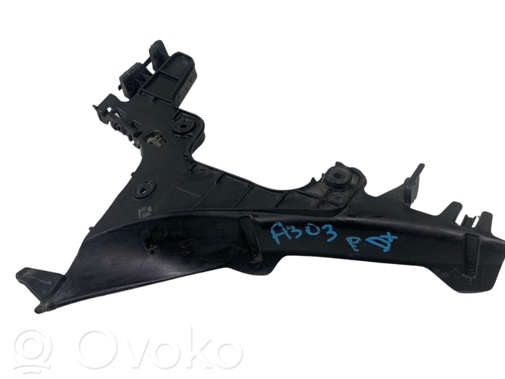 Front bumper mounting bracket   8P3807378