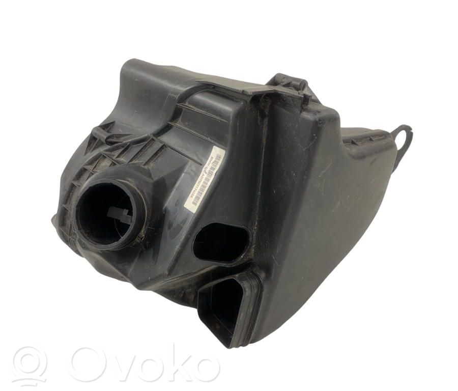 BMW 3 E90 E91 Air filter box 