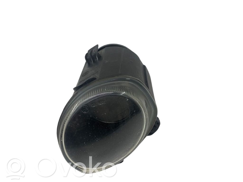 Front fog light   E9024015