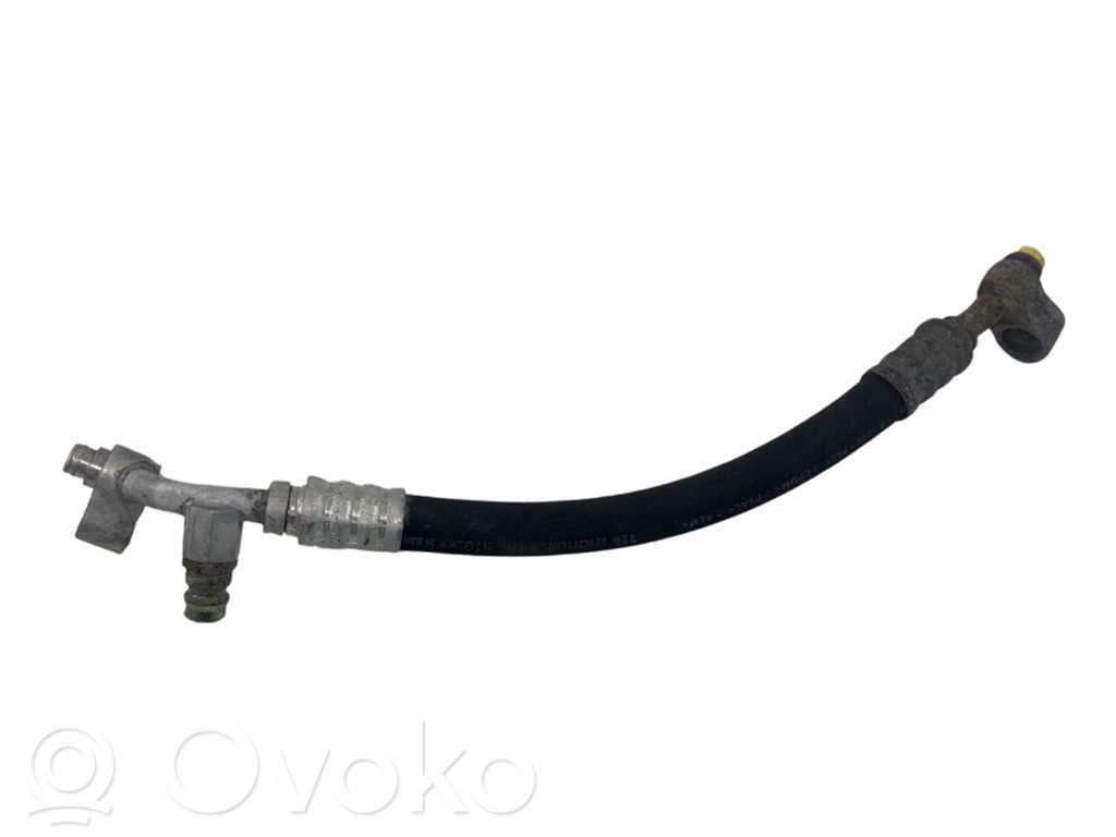 BMW 3 E46 Ilmastointilaitteen putki (A/C) 