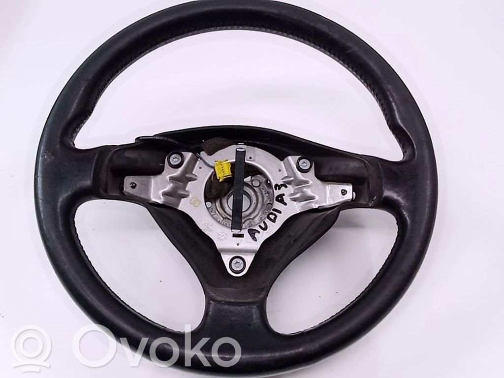 Lenkrad   8L0419091J