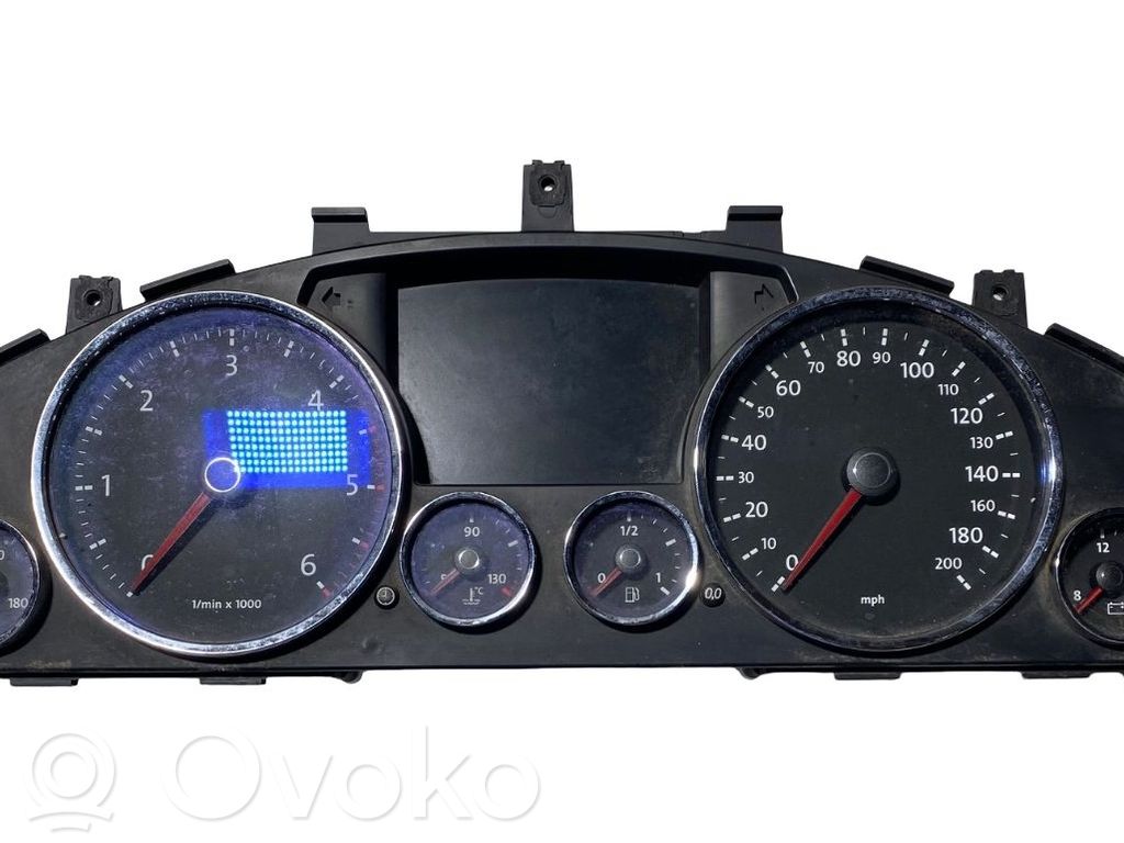 Volkswagen Touareg I Licznik / Prędkościomierz 