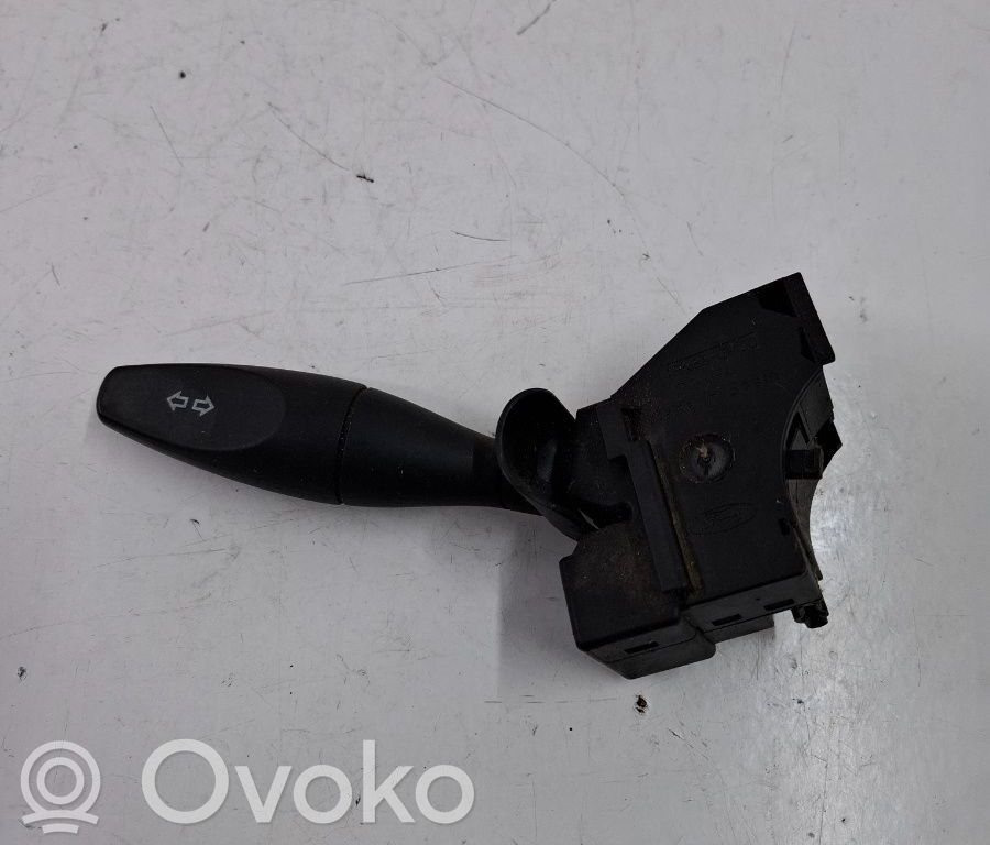Commodo de clignotant   1S7T13335