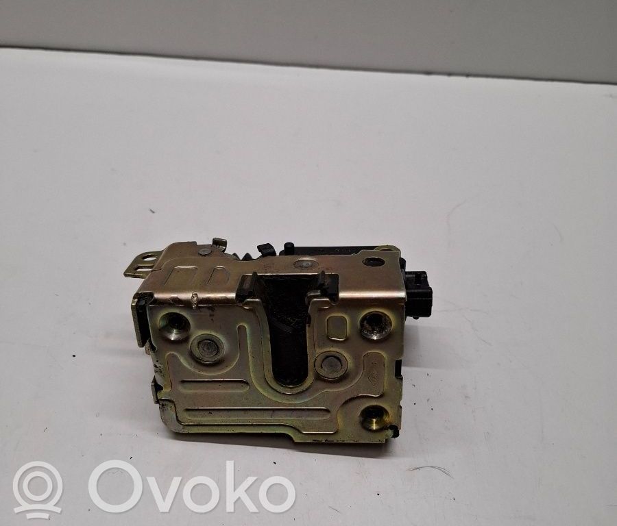Dacia Logan I Front door lock 