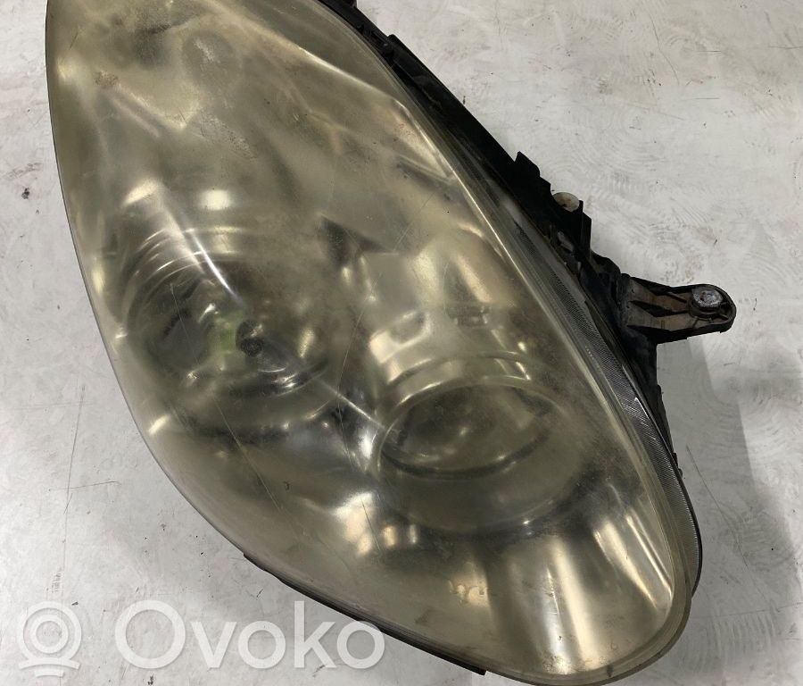 Headlight/headlamp   51909055