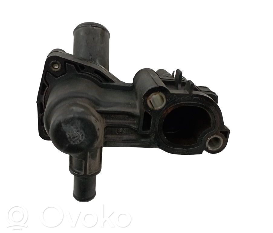 Ford Mondeo MK IV Obudowa termostatu 