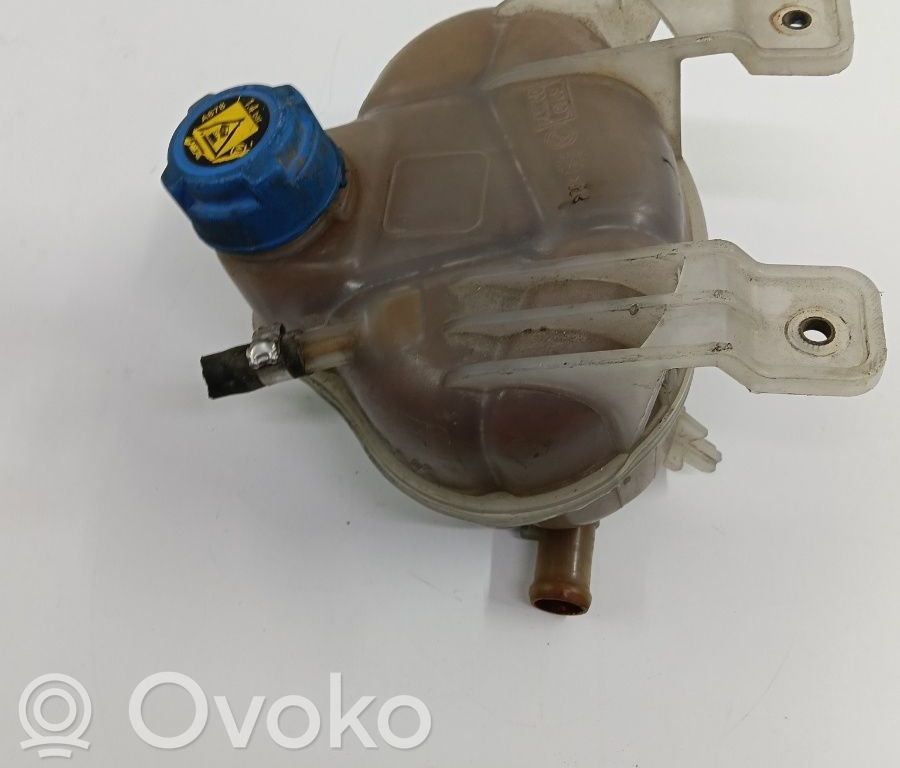 Fiat Doblo Dzesēšanas šķidruma izplešanās tvertnes vāciņš 