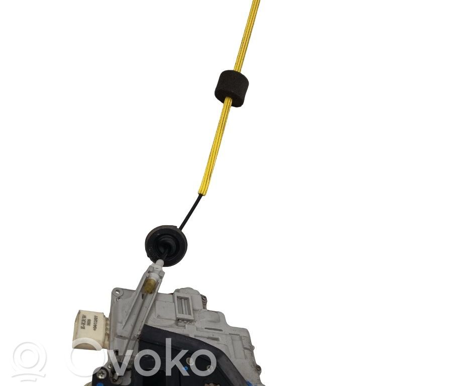Rear door lock   4F0839016A