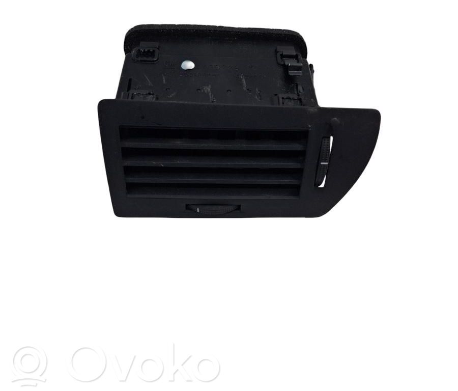 Opel Astra H Grilă ventilație/ramă laterală bord 