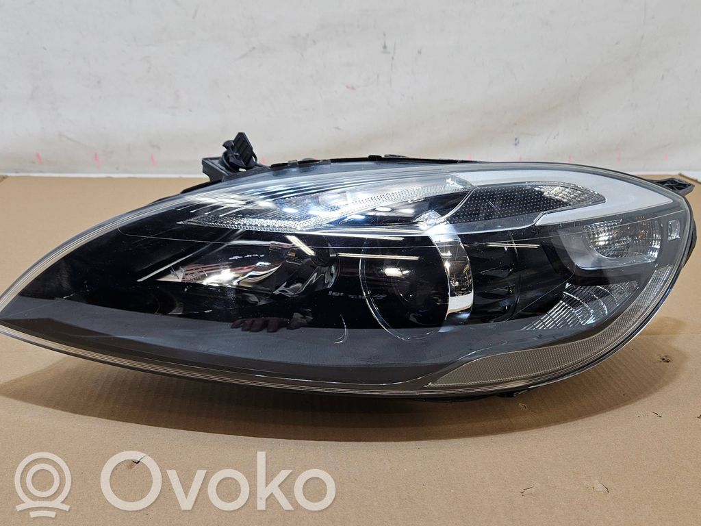 Volvo V40 Headlight/headlamp 