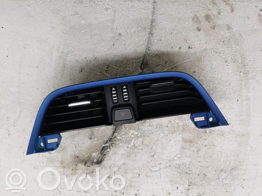 Ford Fiesta Dysze / Kratki środkowego nawiewu deski rozdzielczej 