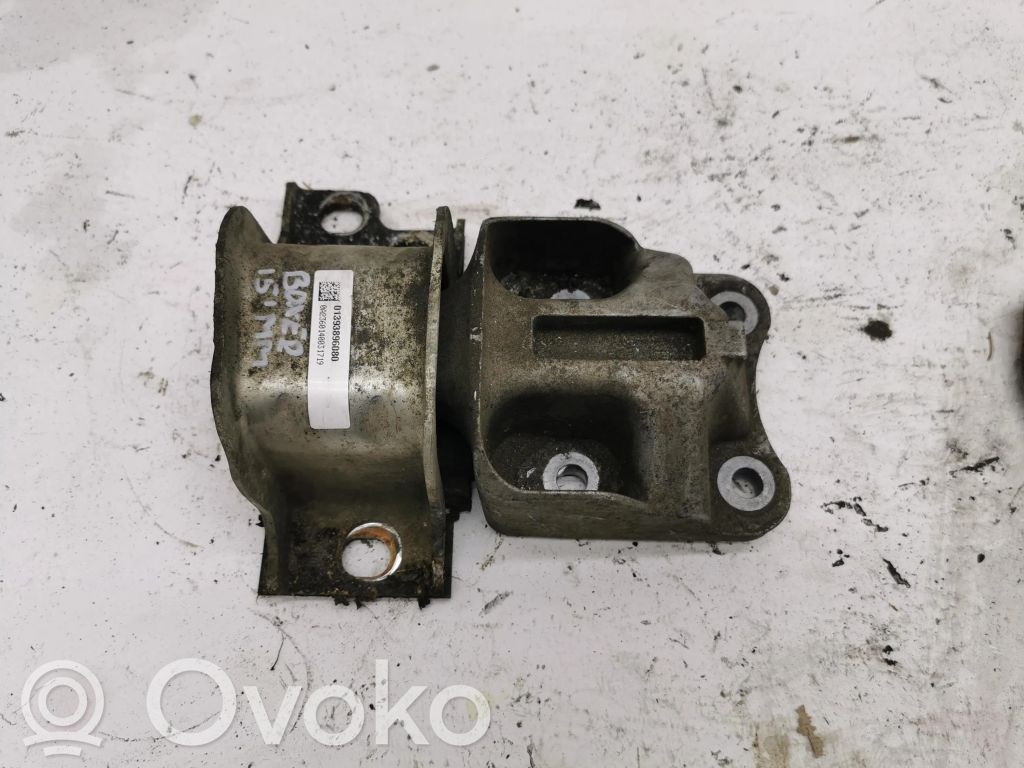 Fiat Ducato Engine mount vacuum valve 