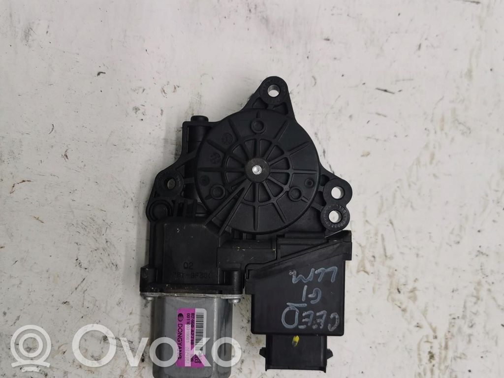 KIA Pro Cee'd II Motor del regulador de la ventanilla de la puerta delantera 