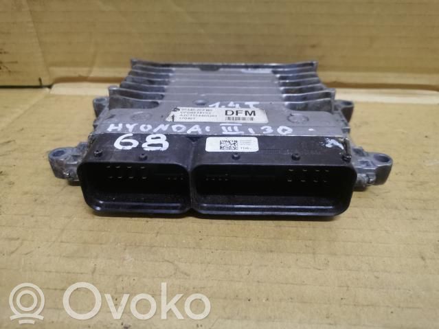 Hyundai i30 Engine control unit/module ECU 