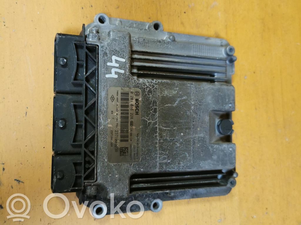 Renault Megane III Engine control unit/module ECU 