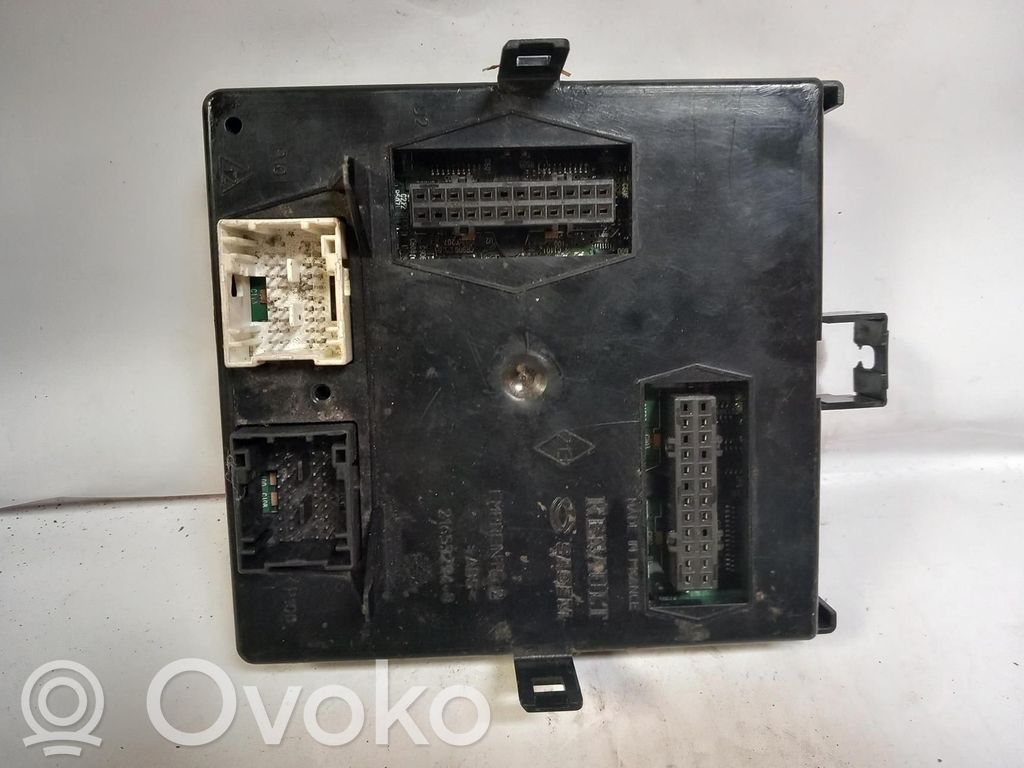 Renault Laguna II Comfort/convenience module 