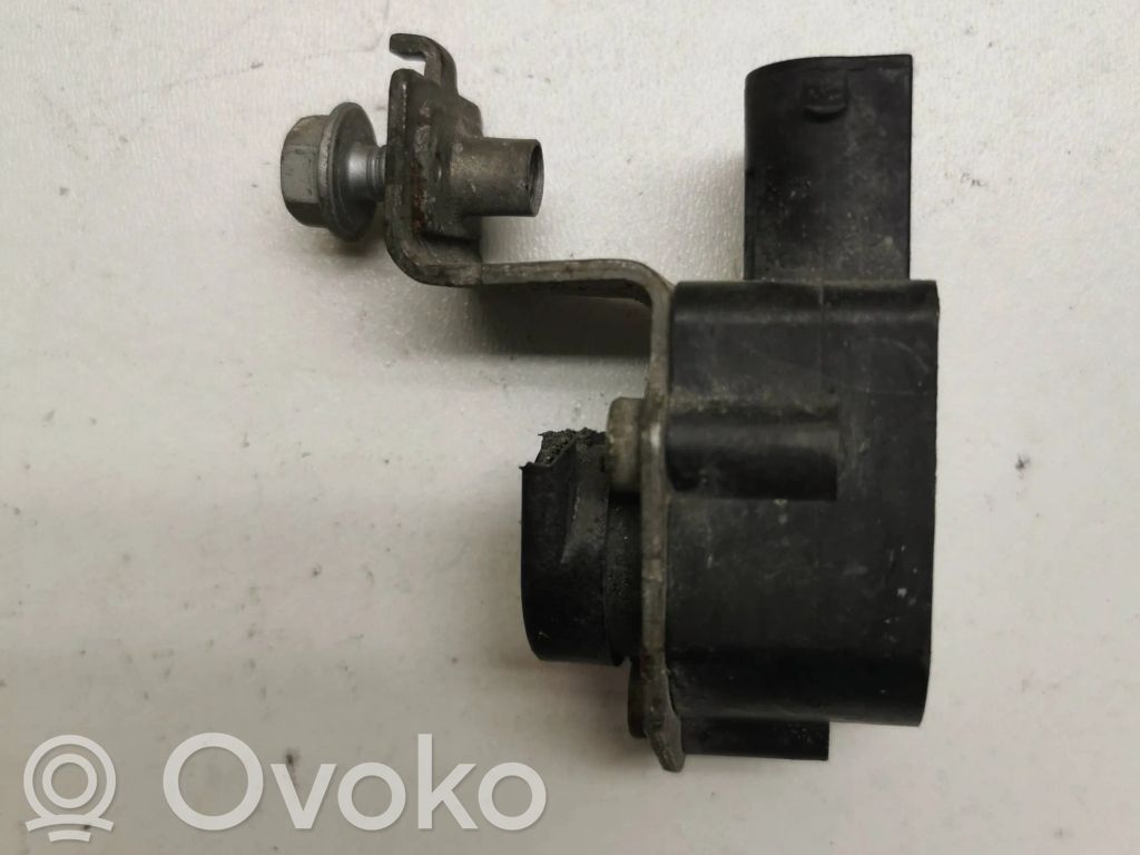 Headlight/headlamp level sensor   6785206