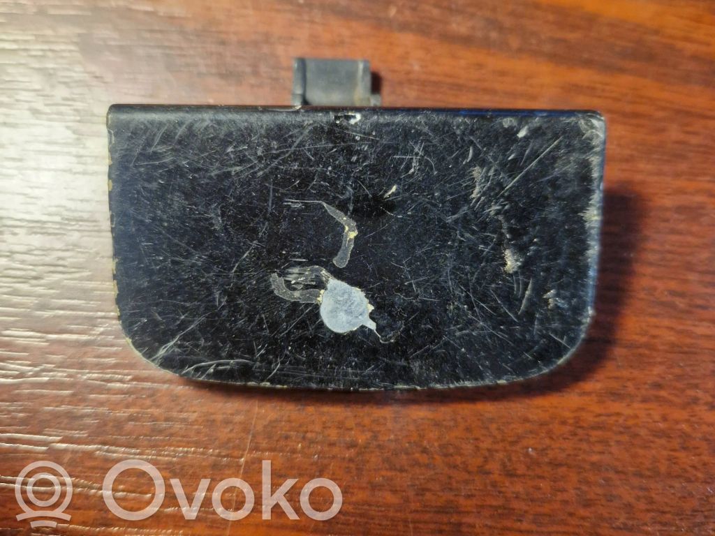BMW 7 E65 E66 Abdeckung Deckel Abschleppöse vorne 