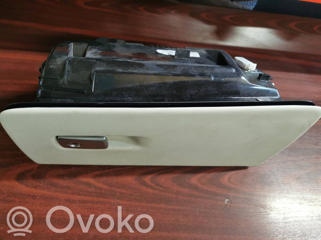 BMW X5 G05 Glove box set 