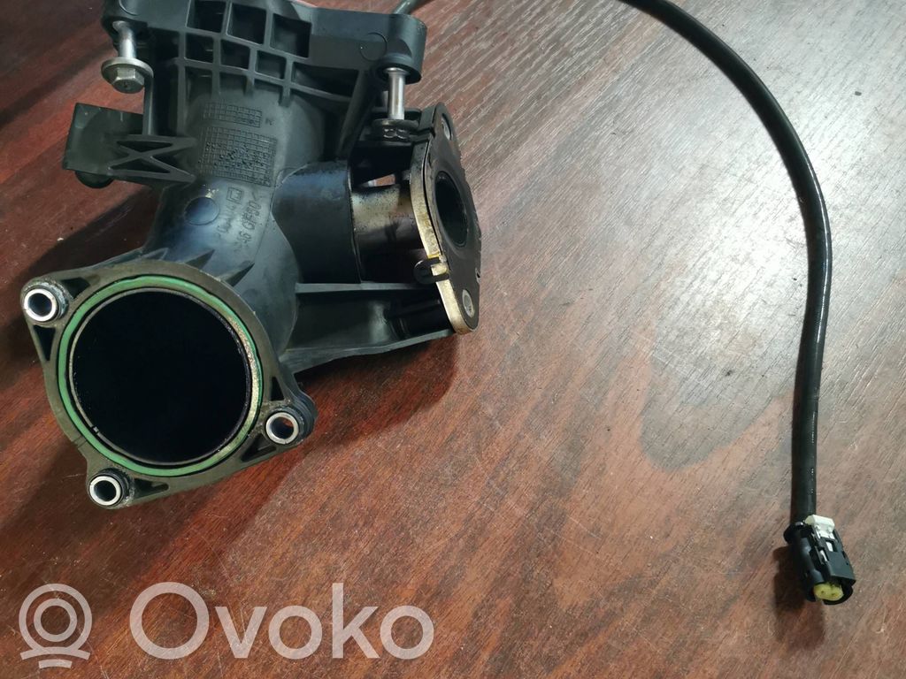 BMW 3 F30 F35 F31 Część rury dolotu powietrza 