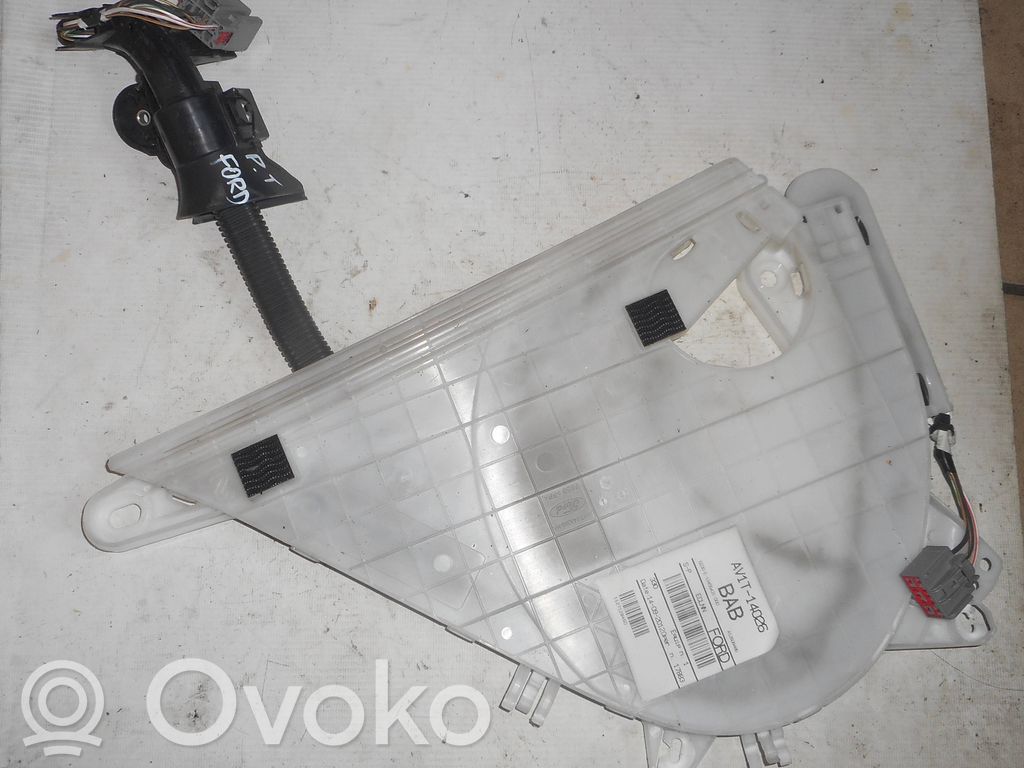 Otros cableados   AV1T14026BAB