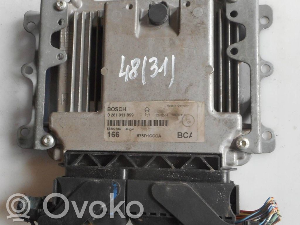 Komputer / Sterownik ECU silnika   0281011899,576D1CCCA,55200784
