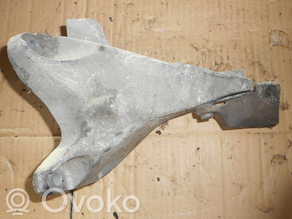 Engine mounting bracket   78191601