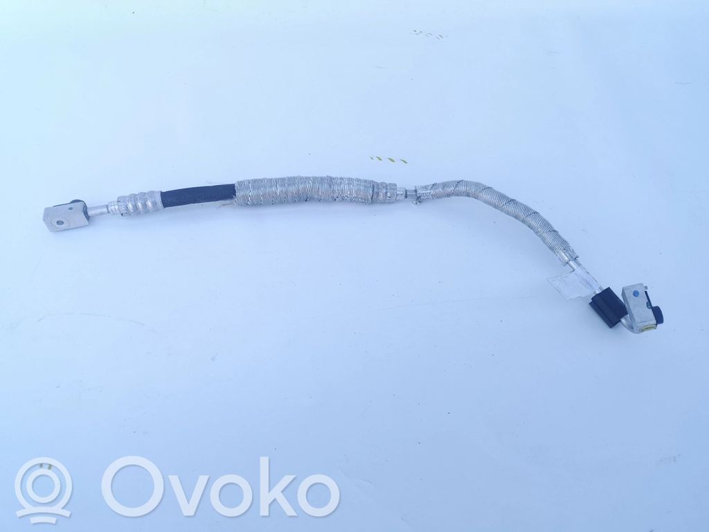 Volkswagen ID.4 Ilmastointilaitteen putki (A/C) 