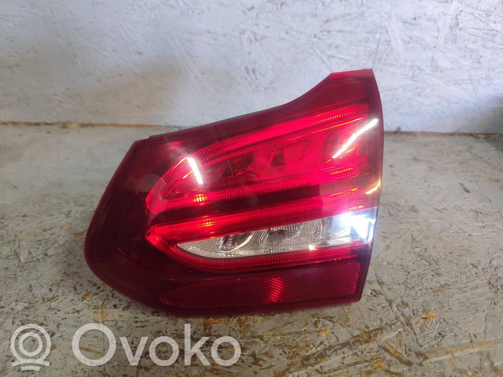 Mercedes-Benz C W205 Lampy tylnej klapy bagażnika 
