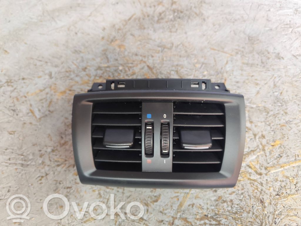 BMW X3 F25 Kratka nawiewu tylna tunelu środkowego 