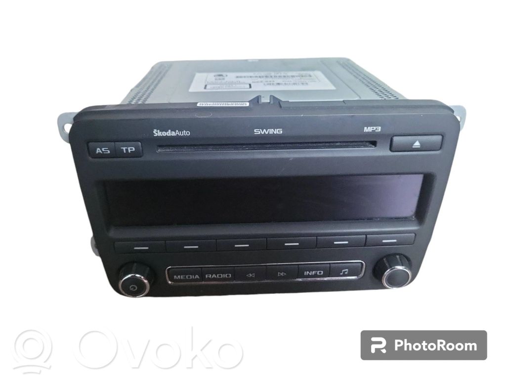 Skoda Fabia Mk2 (5J) Panel / Radioodtwarzacz CD/DVD/GPS 