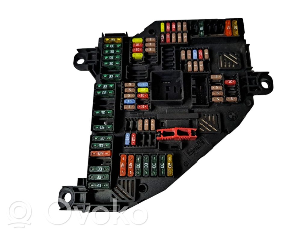BMW 5 F10 F11 Saugiklių dėžė (komplektas) 