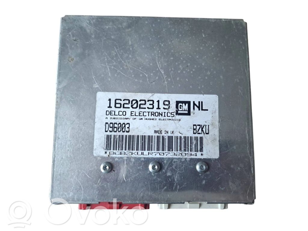 Opel Vectra B Engine control unit/module 