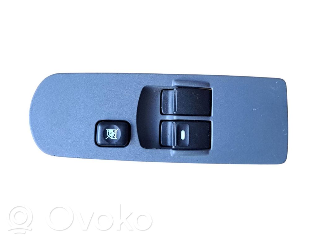 Mitsubishi Colt Electric window control switch 